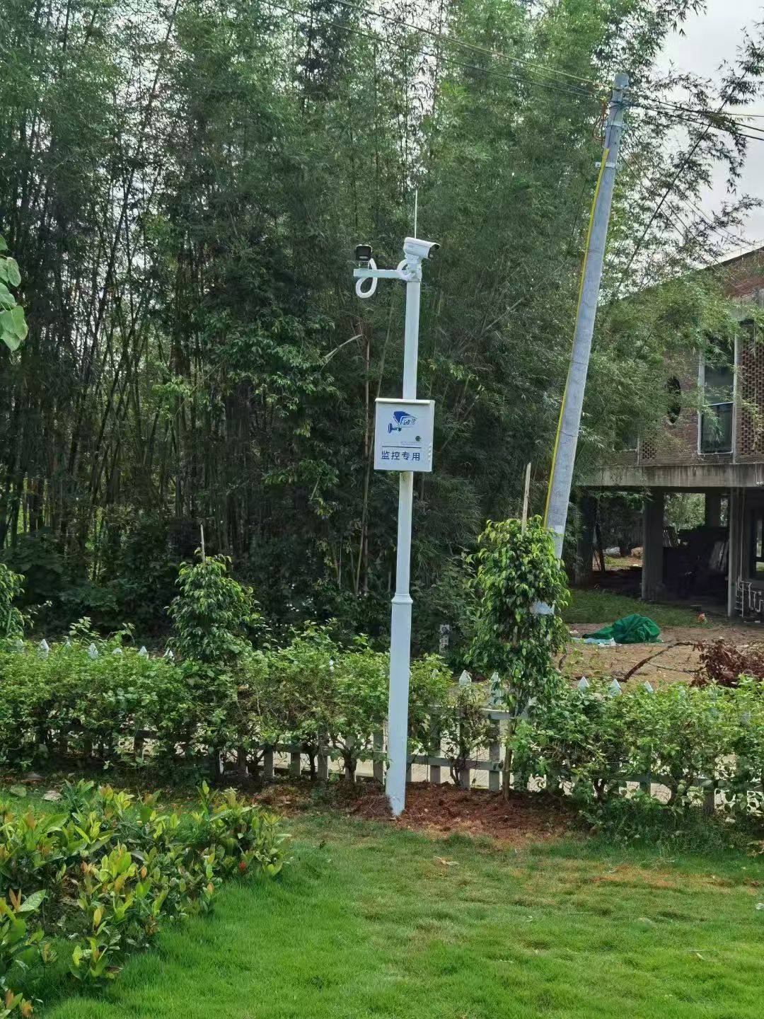 新品选型：如何选择合适的监控摄像头